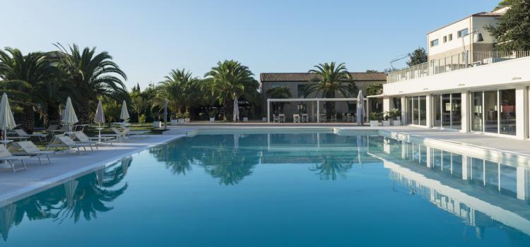 finisafricae it vacanze-di-giugno-a-senigallia-in-resort-con-piscina 004